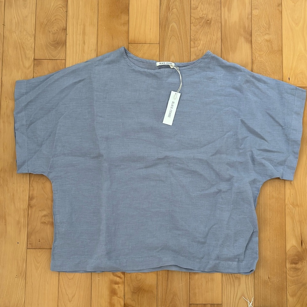 Black Crane linen top